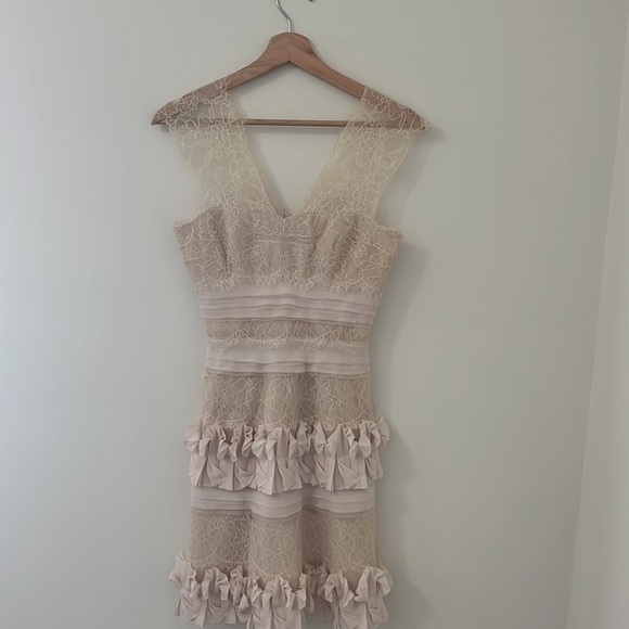 Bcbg maxazria 0 Xs beige lace bodycon tea dress bodycon party sexy - Picture 3 of 8